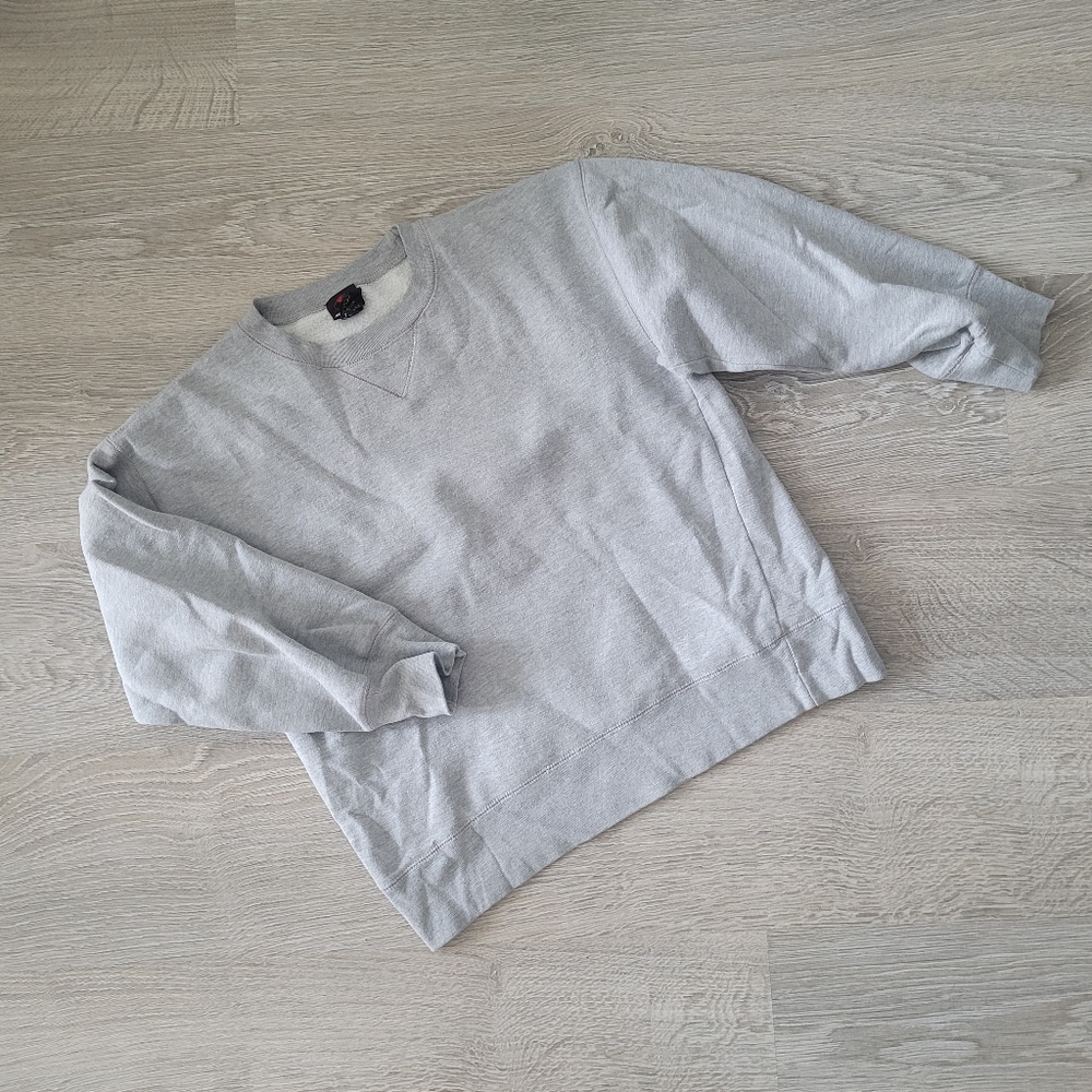 🎉3/$10 - Grey Crewneck
